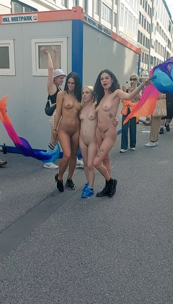 Happy Pride...

🏳️‍🌈❤️🧡💛💚💙💜🏳️‍🌈

Full video free on Telegram ‼️ 👇 

t.me/+ioJPPr2vP3Y4N…