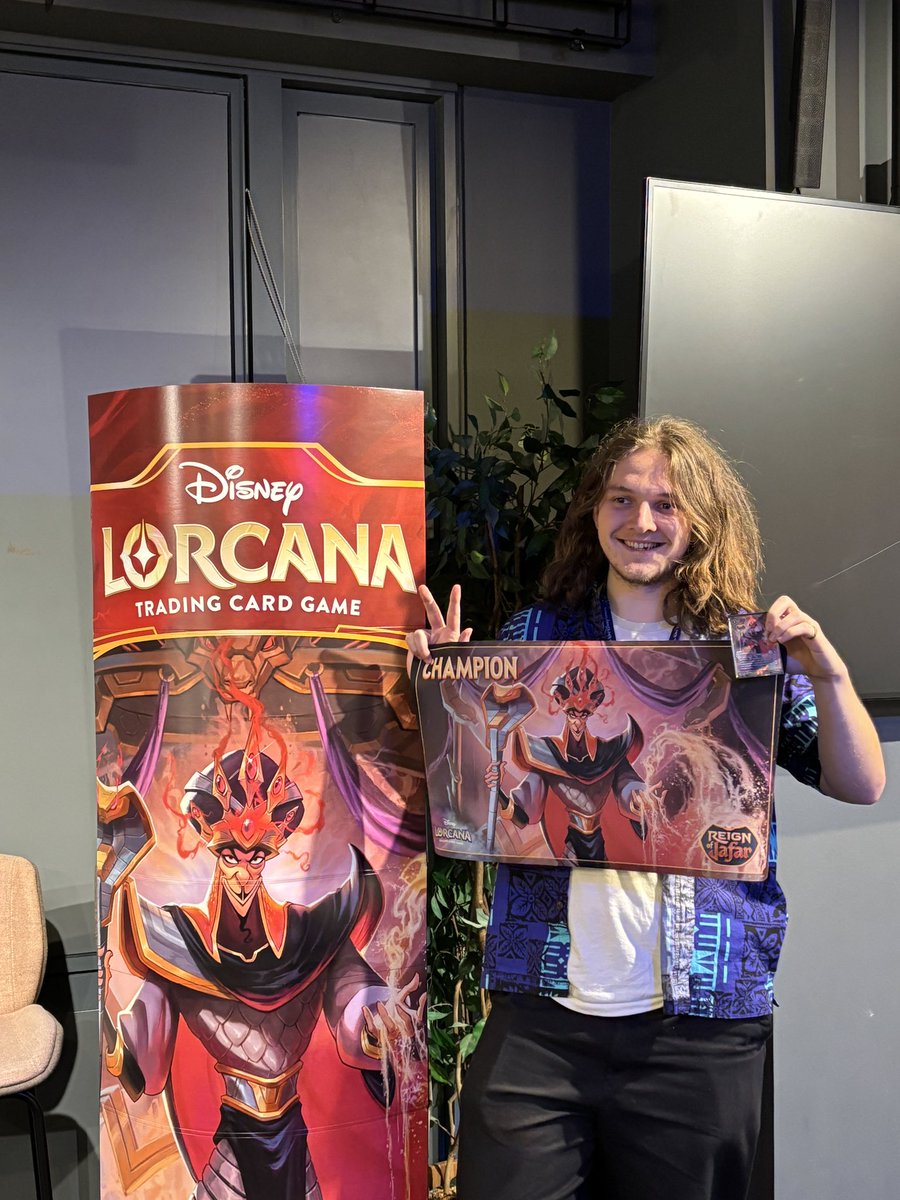Martin Lore tweet media