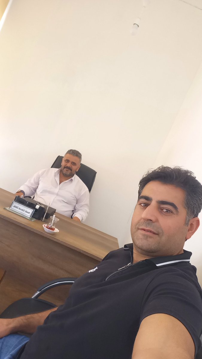 Varsa mert , korkusuz bir dava arkadaşın,
Odur senin en samimi yoldaşın!..
Emadder'li dostum sakın unutma!.
Her zaman var bir Elazığ'li kardaşın.
#KademeHakkıTeslimEdilsin
<a href="/EmrahUnal8023/">Emrah ÜNAL</a>