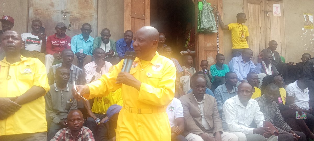 EvalyneKabugho's tweet image. Who else leaves a juicy ministry job to return to his people? Who else ditches AC for dusty trails and muddy murram roads? Kabbyanga. That’s who. He came with his: Results of education programs he has supported, Receipts of ICT innovations launched in communities. Bukonzo west