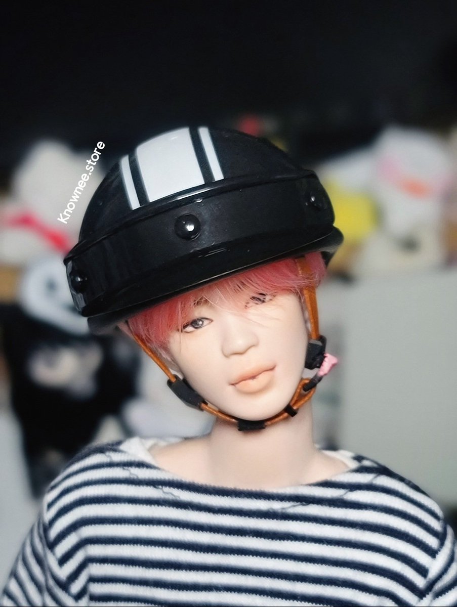 미니하이바 마텔 육일돌 착용사진 입니다.

*ㅂㅌ소년단 육일돌 *