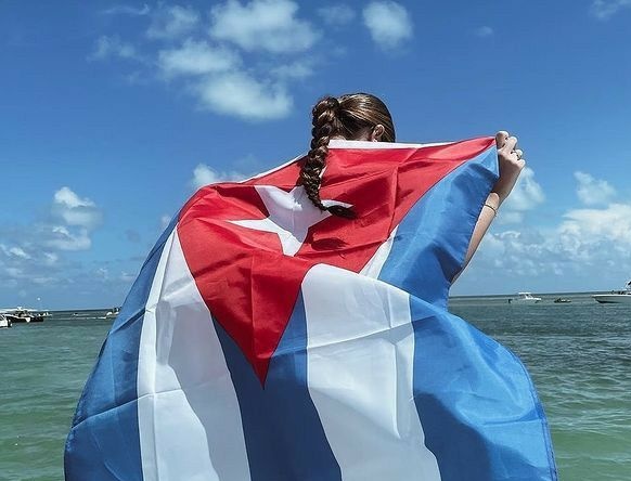 El Partido Comunista #Cuba 🇨🇺, como fuerza política dirigente superior de la sociedad y del Estado, «único, martiano, fidelista, marxista y leninista, vanguardia organizada de la nación », tiene la mayor responsabilidad.

Es con ese liderazgo que, ayer y hoy, se realizará el