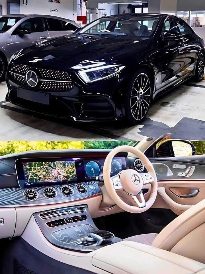 Would you drive this Mercedes Benz? 🖤