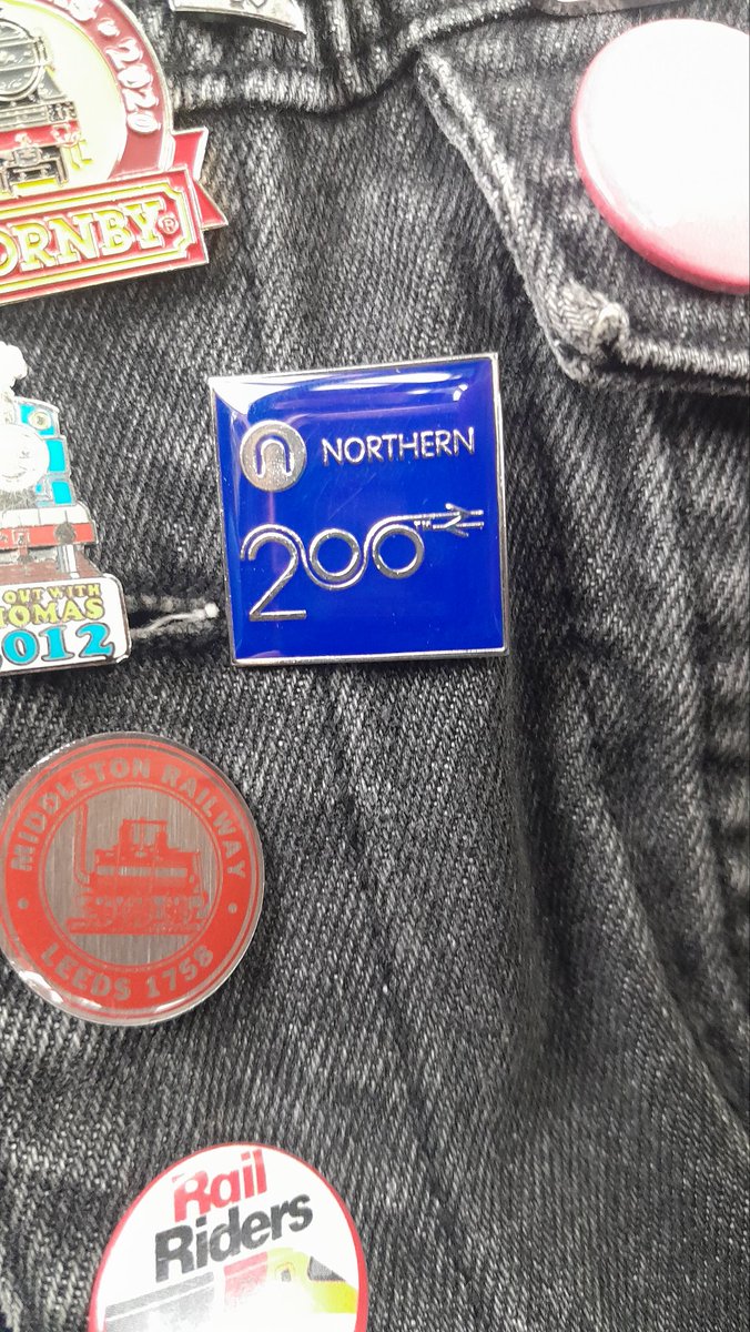 ModelRailsandMe's tweet image. Another one for the jacket... thank you @northernassist ^^