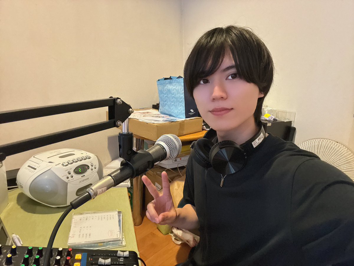 _ibuki_0710's tweet image. 本日のCOME ON! FM &amp;amp; 門司港レトロFMをお聴きいただき、誠にありがとうございました📻✨

リスナーの皆さまとともに、最高の土曜日を過ごすことができました✨
心より感謝しています☺️

これからも応援よろしくお願いいたします🙇‍♂️
#ラジオ #FM