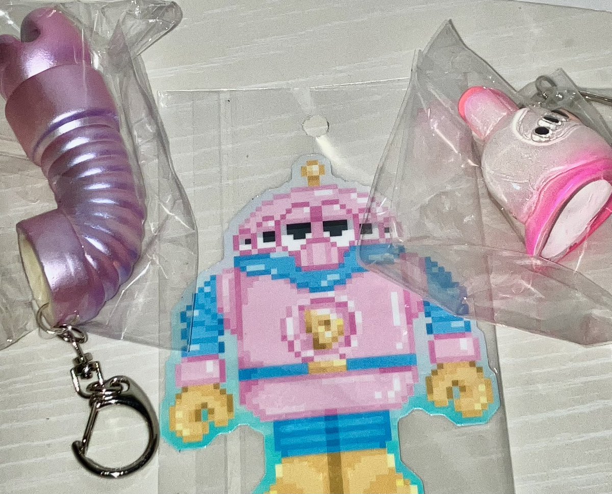 Otk_mop's tweet image. デザフェス④
@mogworks_
M-135
○○フェスもあるので今回は雑貨の方お迎えしました。(寝坊した😭)ステッカーが懐かしい感じが良いですね✨