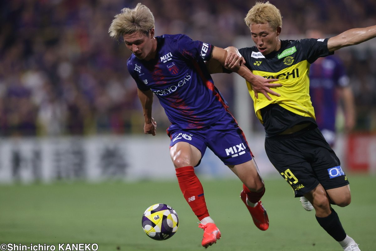 SoccerKingJP's tweet photo. ☀️試合結果🗼
日本代表初選出の久保藤次郎が決勝点！　柏がFC東京との接戦を制して2連勝
https://t.co/Ilx4bQe6hS

🗣編集部より
「E-1選手権に4選手を送り込む柏レイソルが、FC東京を下して勝ち点を『44』に伸ばしました」 https://t.co/FxgOZpfc00