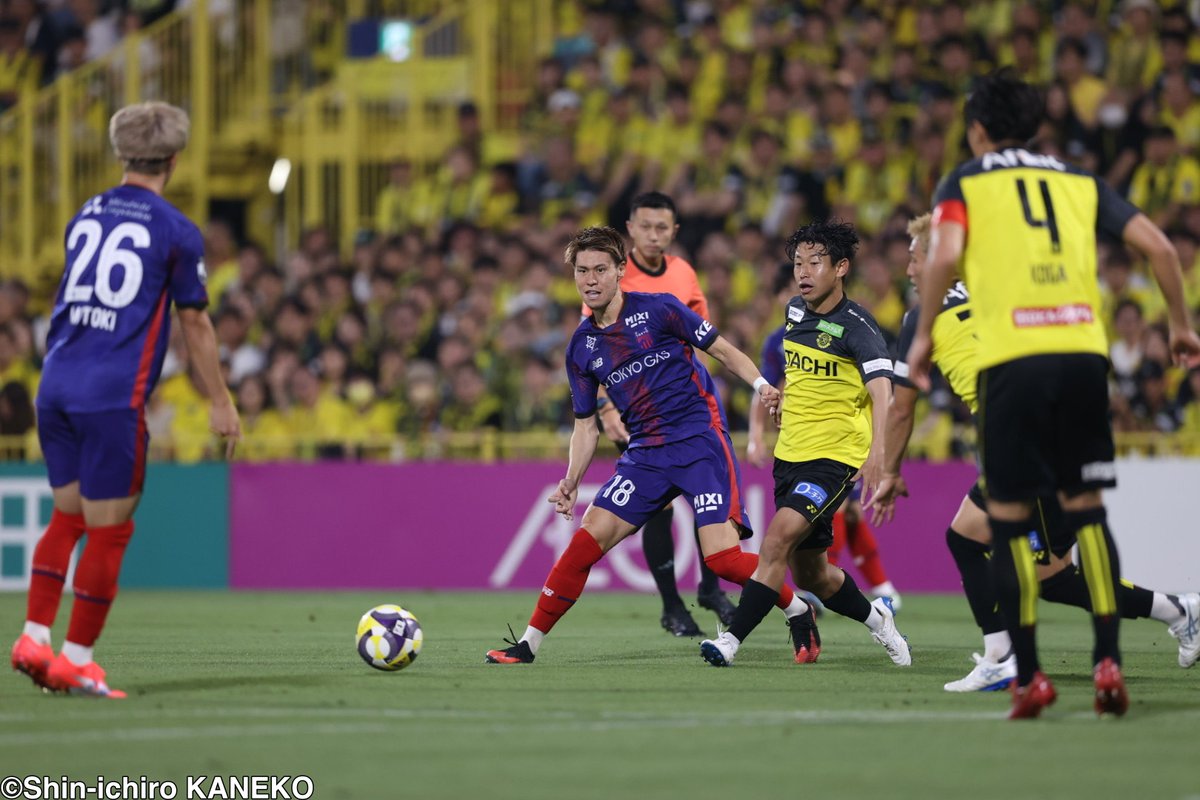 SoccerKingJP's tweet photo. ☀️試合結果🗼
日本代表初選出の久保藤次郎が決勝点！　柏がFC東京との接戦を制して2連勝
https://t.co/Ilx4bQe6hS

🗣編集部より
「E-1選手権に4選手を送り込む柏レイソルが、FC東京を下して勝ち点を『44』に伸ばしました」 https://t.co/FxgOZpfc00