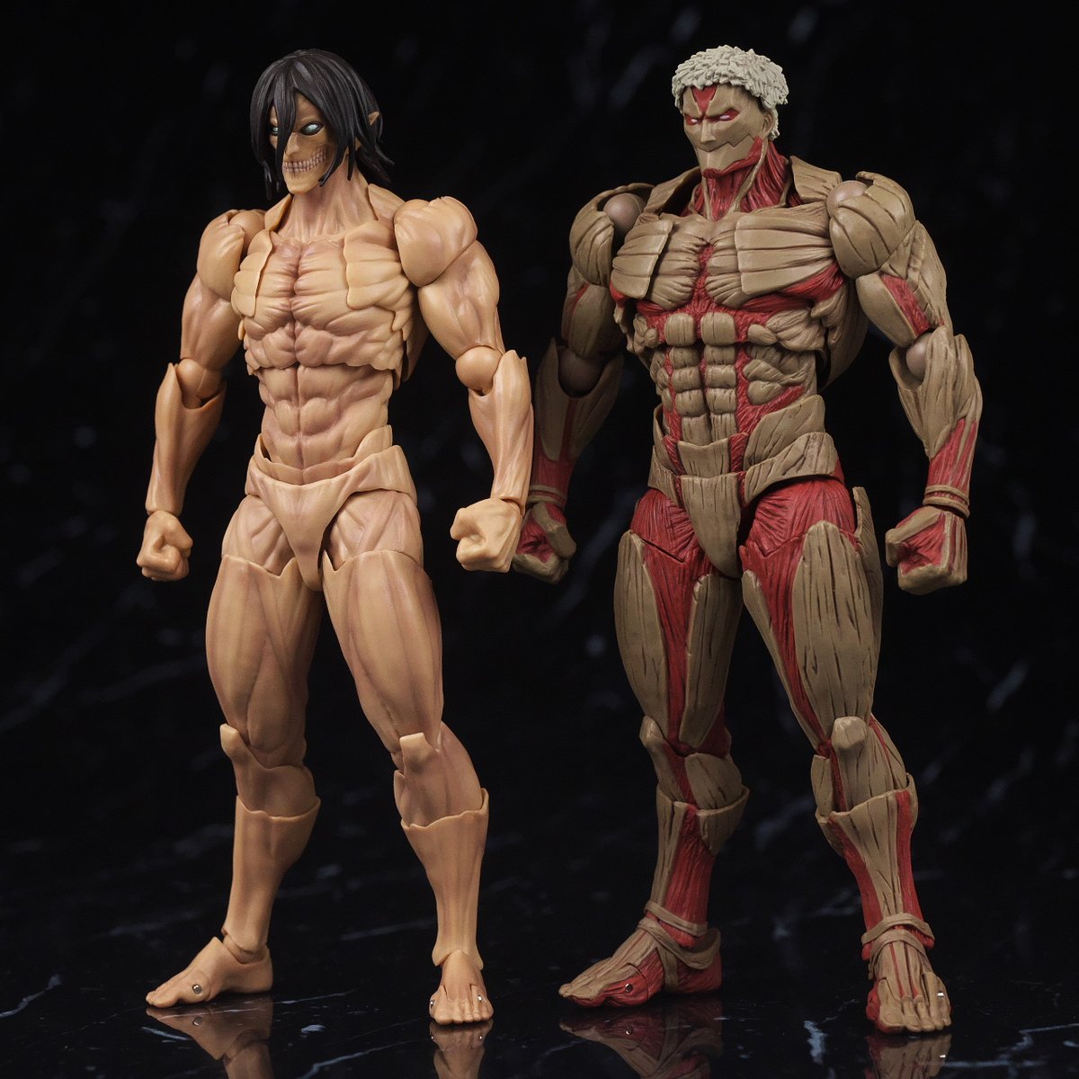 リボルテック　鎧の巨人