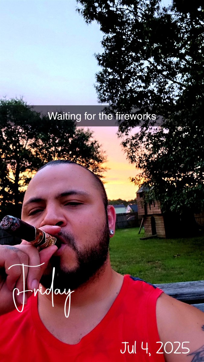 JR_DA_ONE's tweet photo. My 4th was a chill day! https://t.co/ecc7vkoyTX