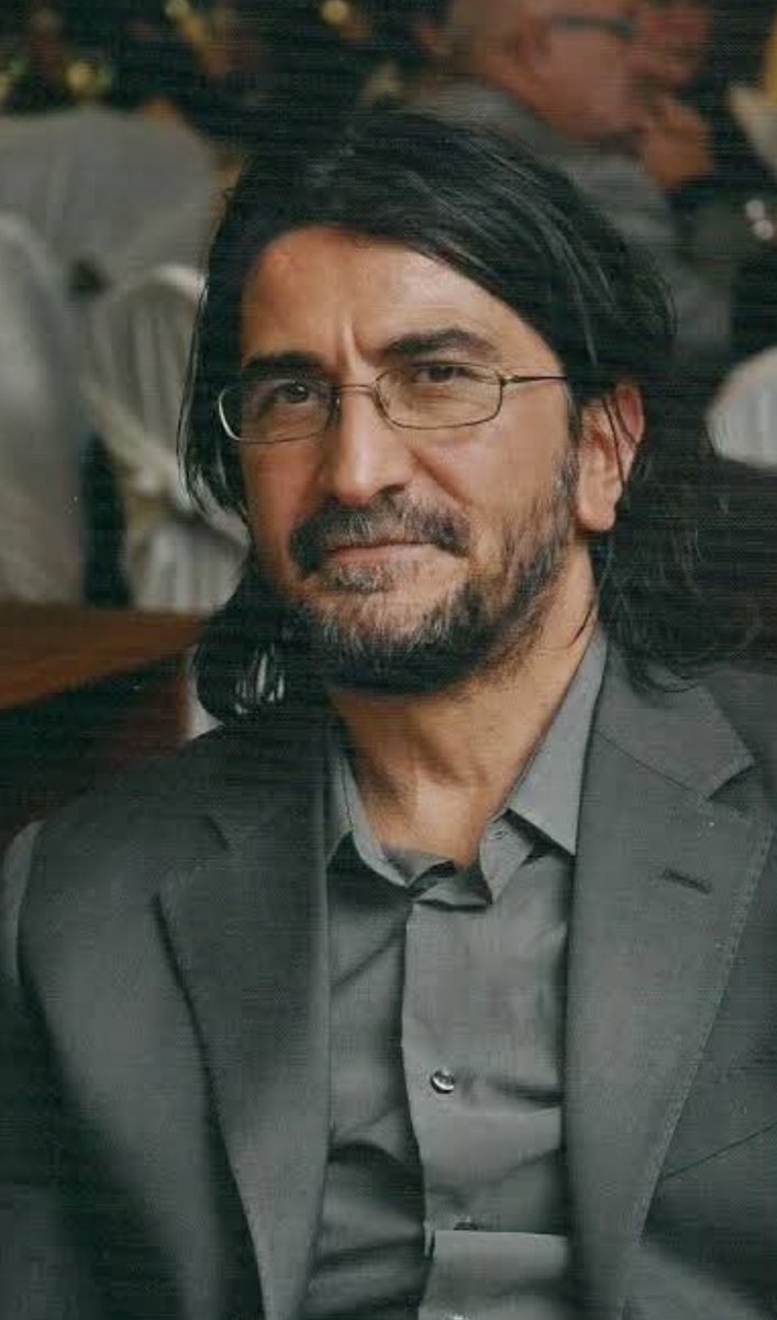 Bu coğrafyanın öz be öz çocuğu gerçek bir vatansever , namuslu bir adamını kaybettik…Dik durdu, kalemini satmadan bir ömür yaşadı.Allah rahmet eylesin😔#nihada #karanlığaokunanezanlar #NihatGenç