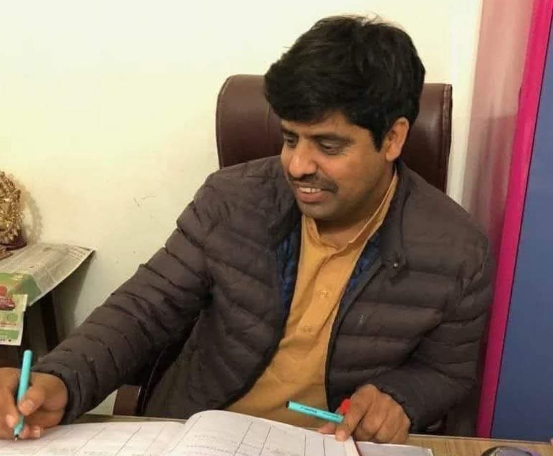 राष्ट्रीय स्वयंसेवक संघ उत्तराखंड के सह प्रान्त प्रचारक श्रीमान चंद्रशेखर जी भाईसाहब को जन्मदिवस की हार्दिक बधाई एवं शुभकामनाएं। 
प्रभु श्री राम की कृपा व आशीर्वाद आप पर सदैव बना रहे।