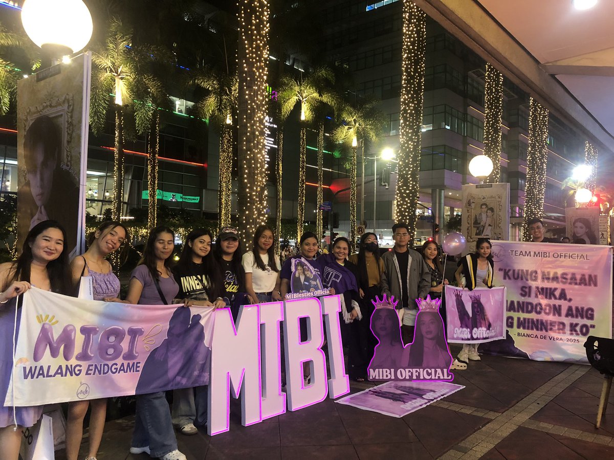 TeamMiBiOFC_'s tweet image. Team MiBi are ready for you Mika and Bianca💜

#PBBCollabBigNight 
#MiBi @biancadeveraa @mikslmnc