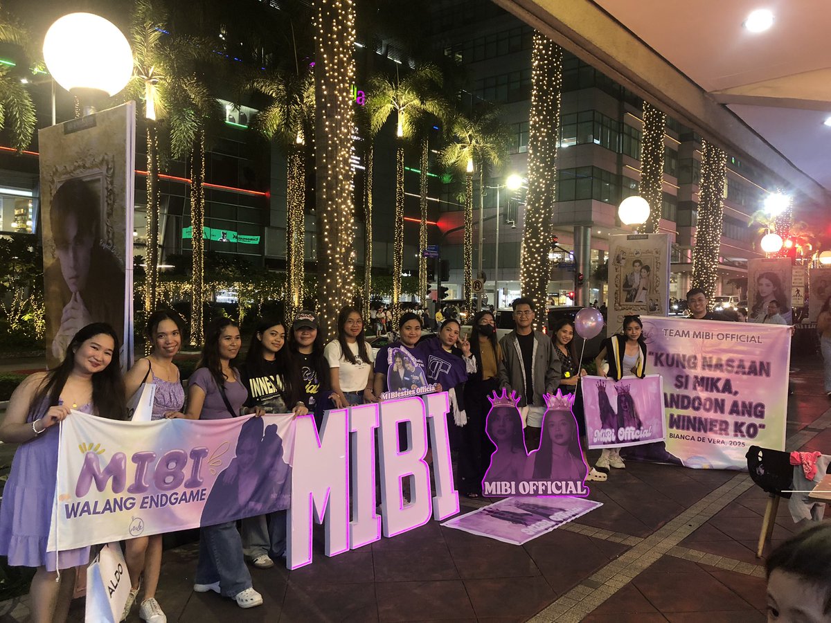 TeamMiBiOFC_'s tweet image. Team MiBi are ready for you Mika and Bianca💜

#PBBCollabBigNight 
#MiBi @biancadeveraa @mikslmnc