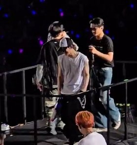 ftalsunoo's tweet image. TF SUNOO ???? SINCE WHEN U LOOK LIKE THAT