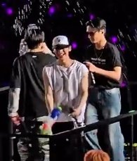 ftalsunoo's tweet image. TF SUNOO ???? SINCE WHEN U LOOK LIKE THAT