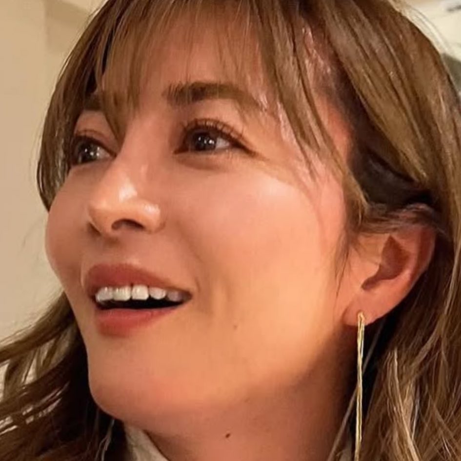 fragilegod's tweet image. 形はスタンダードだけどテリが良い。
 #鼻フェチ
 #nosefetish
 #新山千春