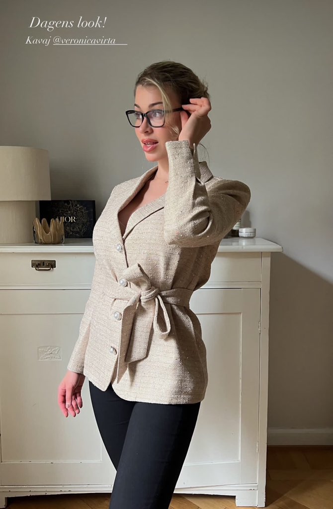 Trying to put my energy into things that will actually matter 5 years from now!
The work that will matter
The love that will matter 
All for the future ❤️❤️

Come correct or don’t come at all 🥺