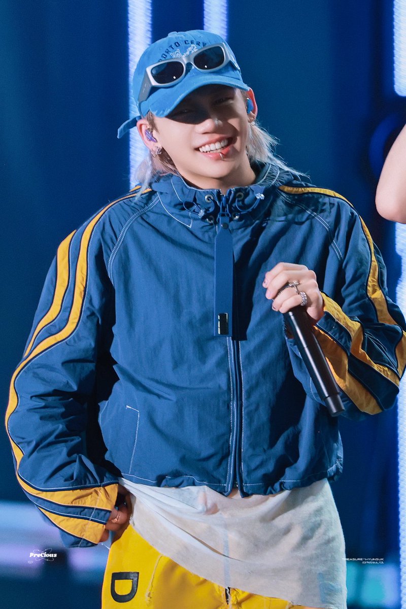 PreCious_7CL's tweet photo. 250705 Music Core 

#최현석 #ヒョンソク #CHOIHYUNSUK
#트레저 #TREASURE https://t.co/3ptw2DmcnX