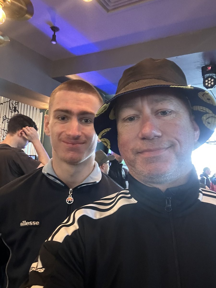 BrianDicko's tweet photo. Lad and dad @oasis @odicko47 https://t.co/xbBLG6rmdY