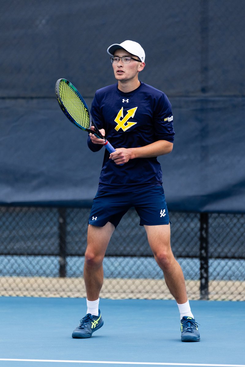 ParsaBombs's tweet image. After 2 seasons at UC San Diego, Carson Lee (UTR 12.70) is transferring and has signed with @UCSBmTennis for the fall of 2025. The first five-star recruit to compete for the Tritons in program history played at the #1 singles spot with an overall singles record of 30-25.