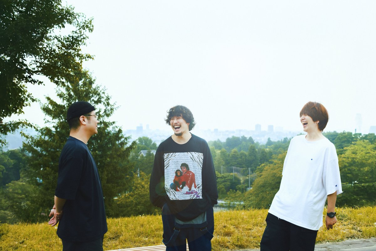 【uguis 新アー写公開！】

Vo.Gt.臼井慎哉
Gt.須藤ぐるめ館
Dr.フミキモ

photo by ハヤシサトル(<a href="/SHpeppers/">ハヤシサトル</a>)