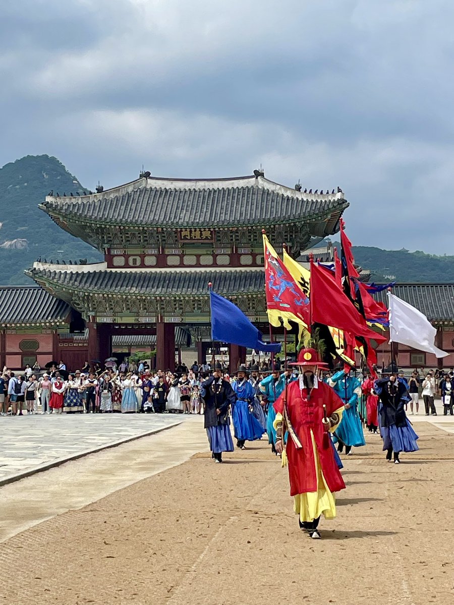 즐길거리와 볼거리가 많았던
서울구경은 재밌었다😊