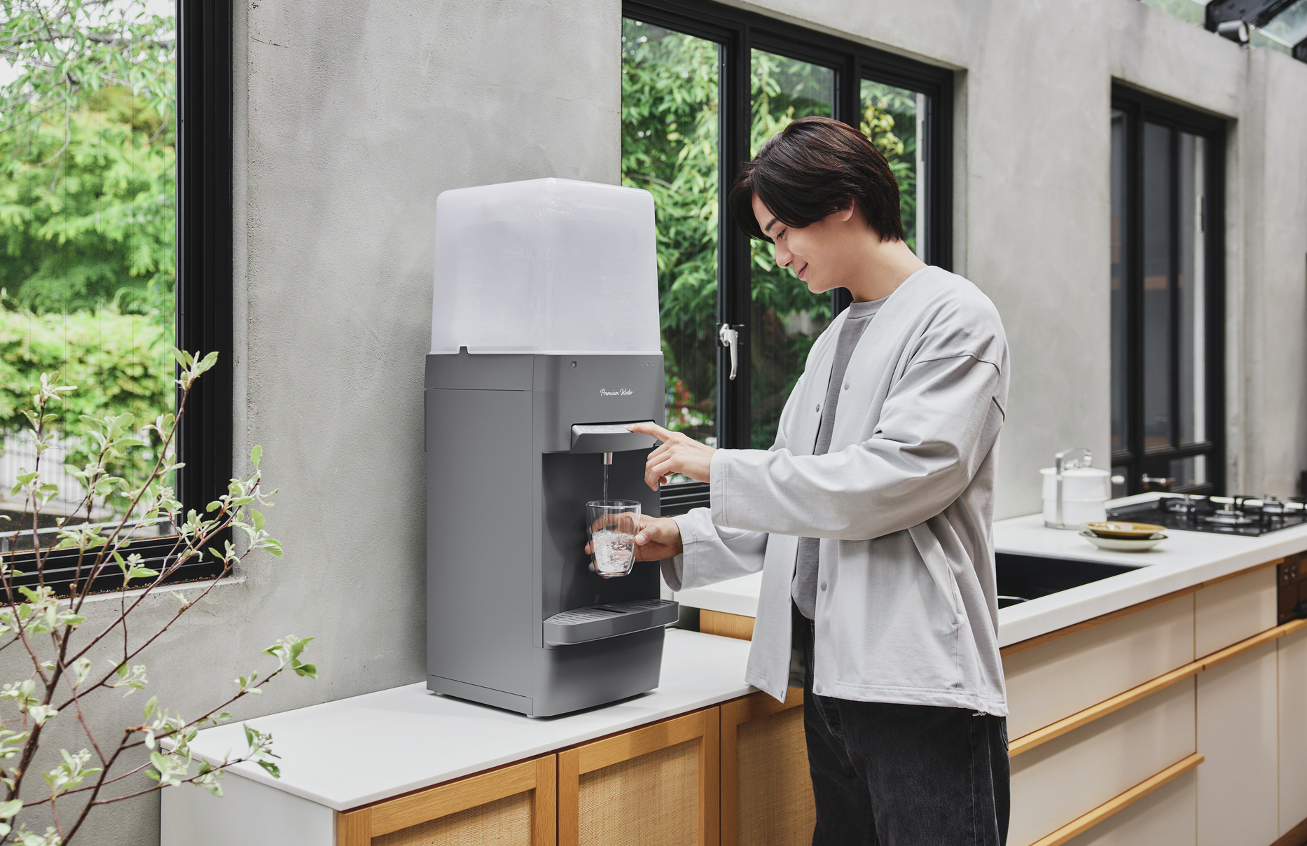 ウォーターサーバーの比較と人気商品｜天然水ウォーターサーバー