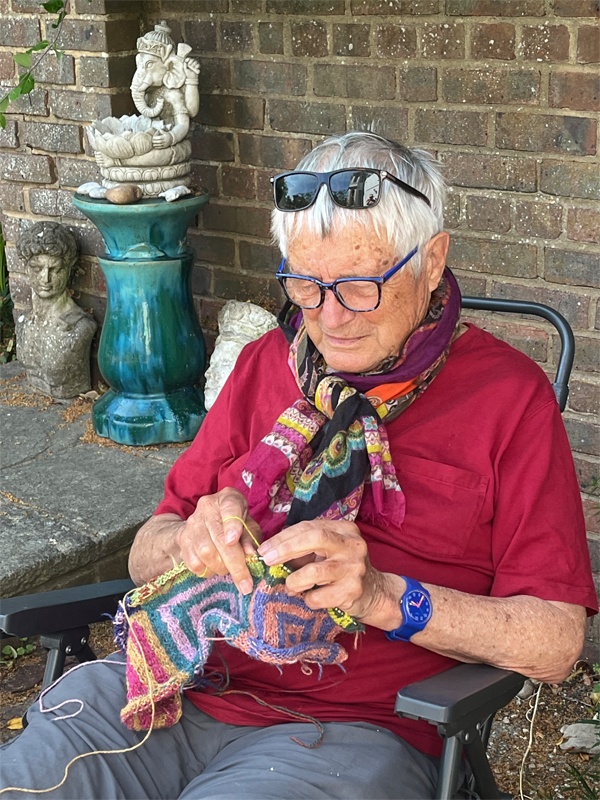 KaffeFassettStu's tweet photo. In his zone 🧶
.
https://t.co/9pOfs10rH1
.
. https://t.co/vhps8vTDDC