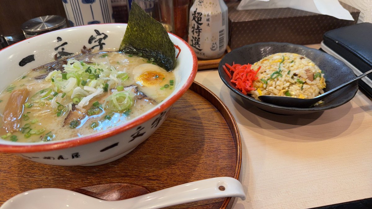 arrowstud_staff's tweet image. 飯テロ