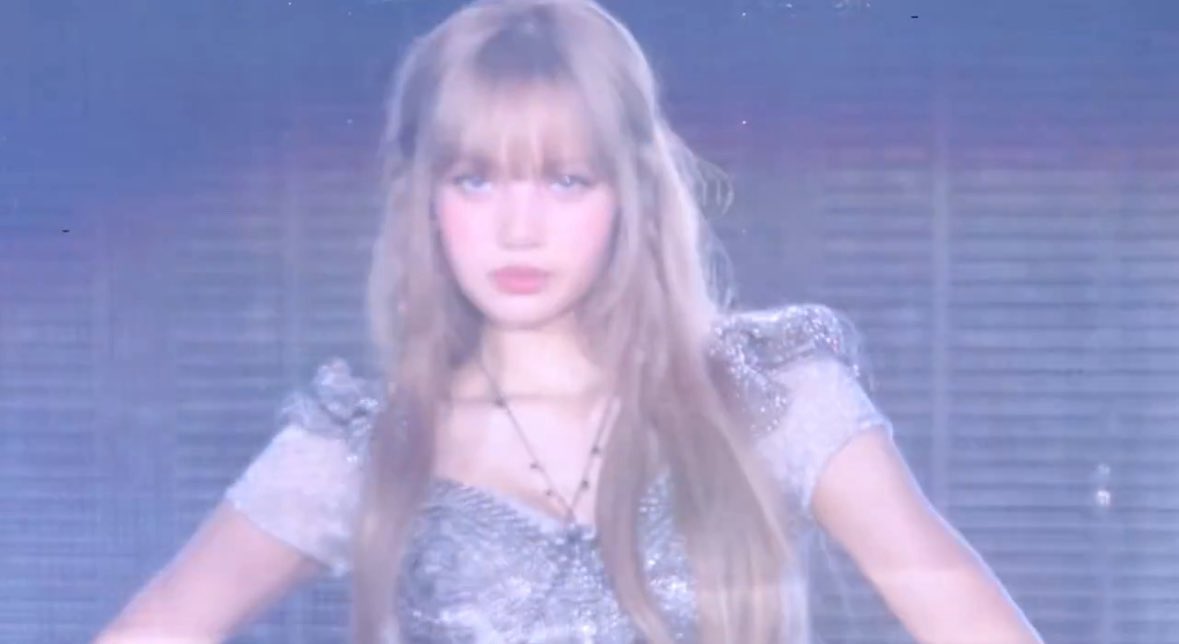 ซีนเปิดโซโล่สเตจวันนี้สวยน่ารักแบบเทพธิดามาก🥹🧝🏻‍♀️✨

LISA ROCKS GOYANG STADIUM
#DEADLINEinSeoul_LISA
#BLACKPINK_DEADLINE