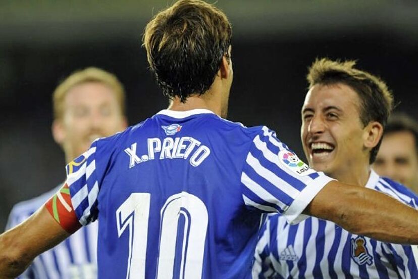 Amor a los colores es quedarte cobrando menos.

Si fuera me ofrecen 7, y en casa 11.

No elijo mi casa🏠. Elijo el dinero.💵