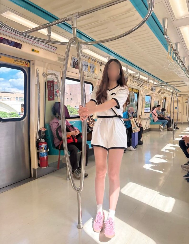 jayjay091285's tweet photo. 好悶熱啊🫠濕濕黏黏的 https://t.co/OTmSJ1bVXl