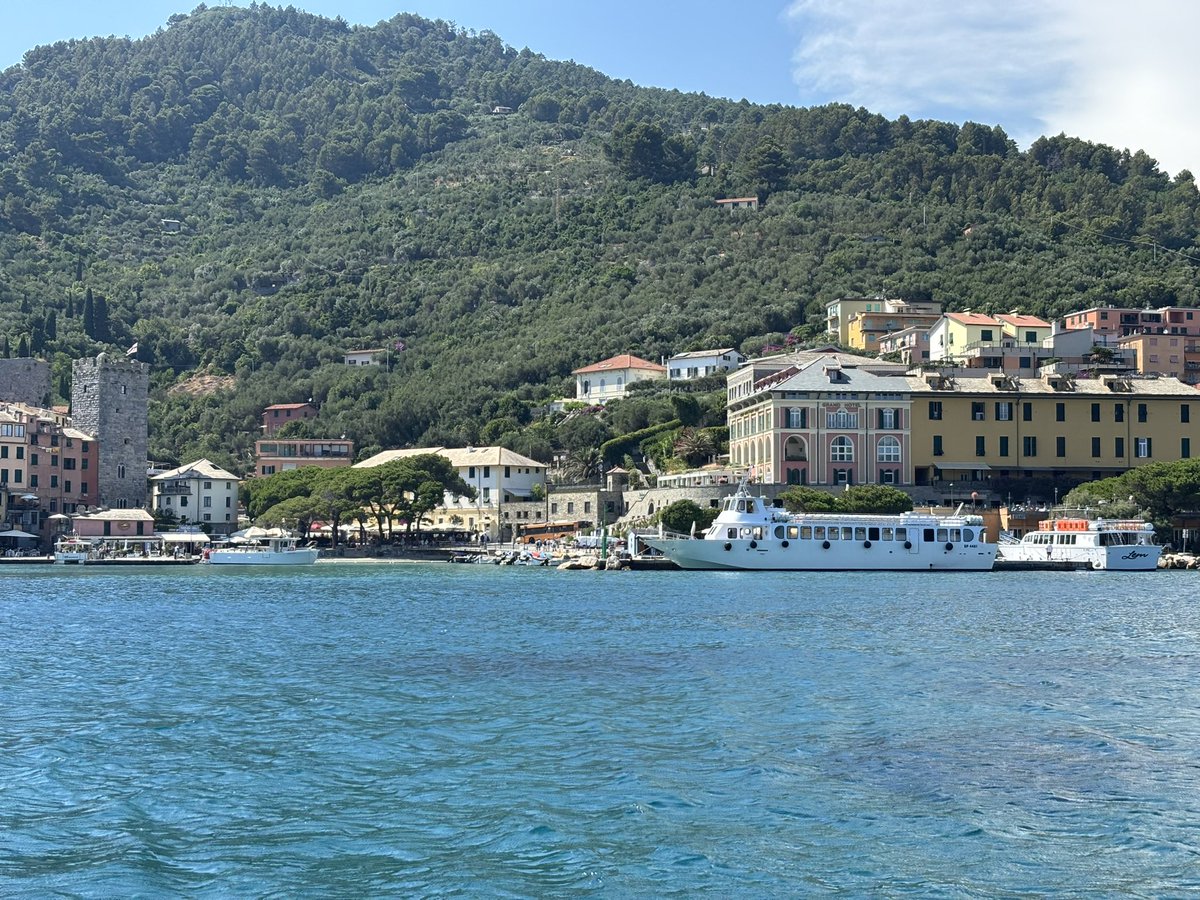 AULaw24's tweet image. Spent yesterday on the boat just cruising up the coastline and swimming in coves. The sea was absolutely nearly flat. Stopped in Porto Venete for lunch. Perfect day.