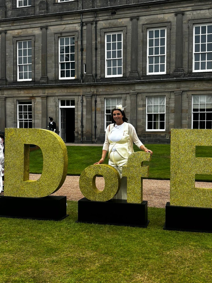 Victoria Barnett tweet media