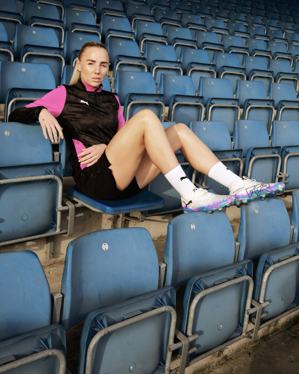 pumafootball's tweet image. Locked in. Women’s Fit 2.0 mode: activated. @AlexGreenwood