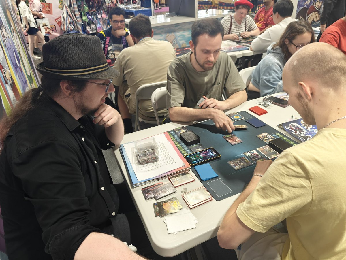 svevolve_en's tweet photo. It’s day 3 of #BushiroadEXPO2025 in Paris! 🇫🇷

Check out the card display and join demo sessions to receive a new Valkyrie of Chaos promo card!

Don’t forget to claim your Shadowverse: Worlds Beyond sticker with our staff when you pop by!

🔗 https://t.co/MMrwVoNuPV

#Shadowverse #ShadowverseEvolve #ShadowverseWB