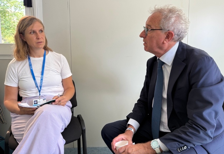 ESM_Press's tweet image. In an interview with @AFPโs Martine Pauwels in the margins of @REAix2025, ESM MD @pierregramegna talked about the current global landscape, economic growth in Europe, the savings and investments union, and defence.
๐ซ๐ท: ow.ly/cJJa50Wl8TF
๐ฌ๐ง: ow.ly/OiYl50Wl8TG