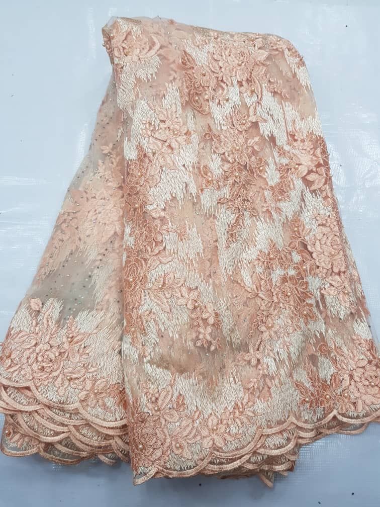 SubtleFabrics's tweet image. Stop stressing about what to wear to that wedding. Just pick the fabric, we’ll help you with the rest!
✨ Asoebi? Sorted.
✨ Birthday? We got you.
✨ Naming? Done!
#SubtleStyle #ShopFabric