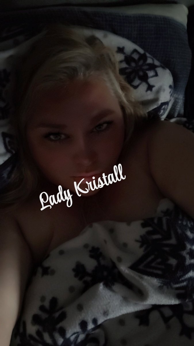 findomKristall's tweet image. Guten morgen 

Ich habe gut geschlafen!
Der #Fußboden war für dich doch sehr #bequem!

Nächsttesmal nehmen wir eine #Nadelmatte das du es noch bequemer hast 😂🤣🖕🏼

Du wirst jetzt mein Frühstück bezahlen zack zack!

#Herrin #Sub #findom #sexy #geil #Lady #sklavensau