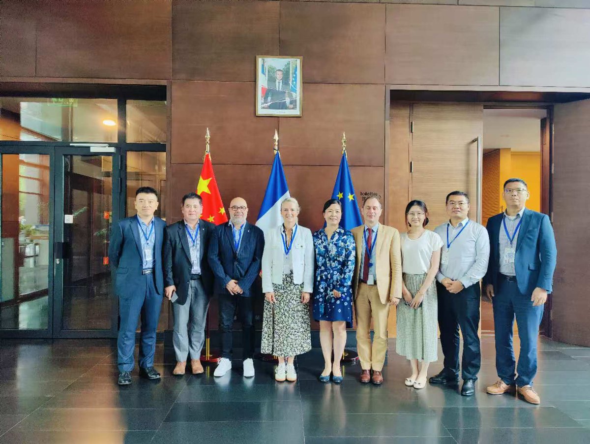 Sylvie Marcilly (@smarcilly) on Twitter photo À l'Ambassade de France à Pékin avec C.Cabri, les représentants des maisons de #Cognac et le #BNIC en soutien total de la filière <a href="/departement17/">Département de la Charente-Maritime</a> et @Charente À l'Ambassade de France à Pékin avec C.Cabri, les représentants des maisons de #Cognac et le #BNIC en soutien total de la filière <a href="/departement17/">Département de la Charente-Maritime</a> et @Charente