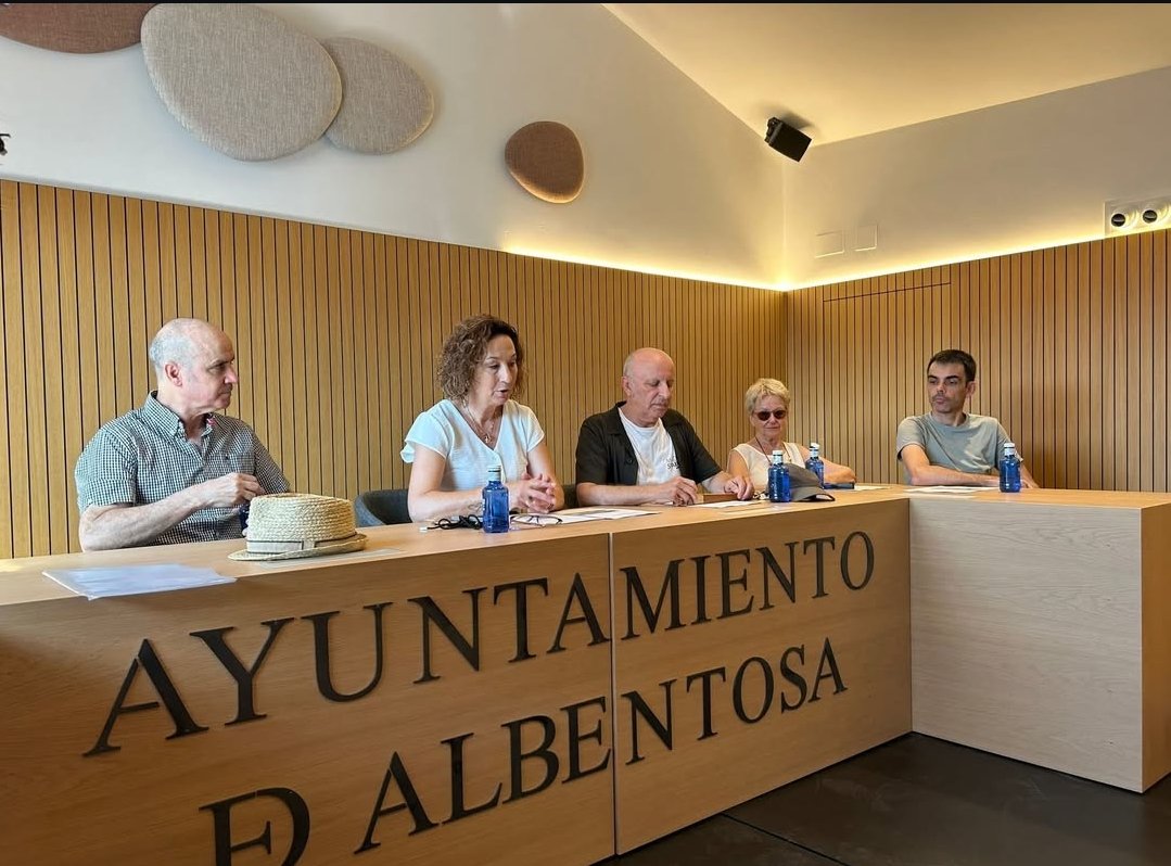 🫶🏼 Acompañamos en #Albentosa a nuestra compañera Yolanda Salvador y a su equipo en la presentación de la Ruta de la diversidad y las emociones

Acción recogida en el Plan de Sostenibilidad Turística financiado por fondos Next Generation, con el impulso del Gobierno de España 🔝
