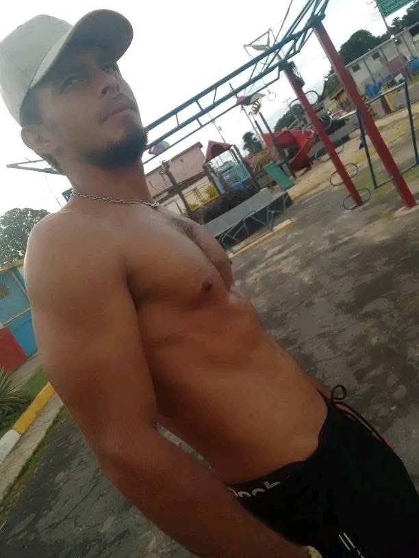 vipsabor's tweet image. Chacales con más músculos que los del gym 🥲 #chacal #mexicano #latino