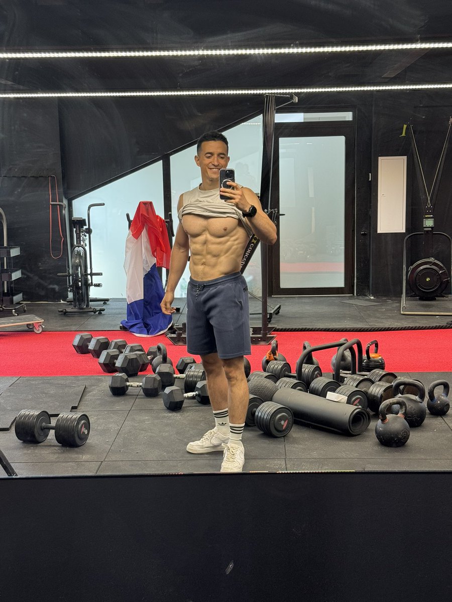 Tibo InShape tweet media