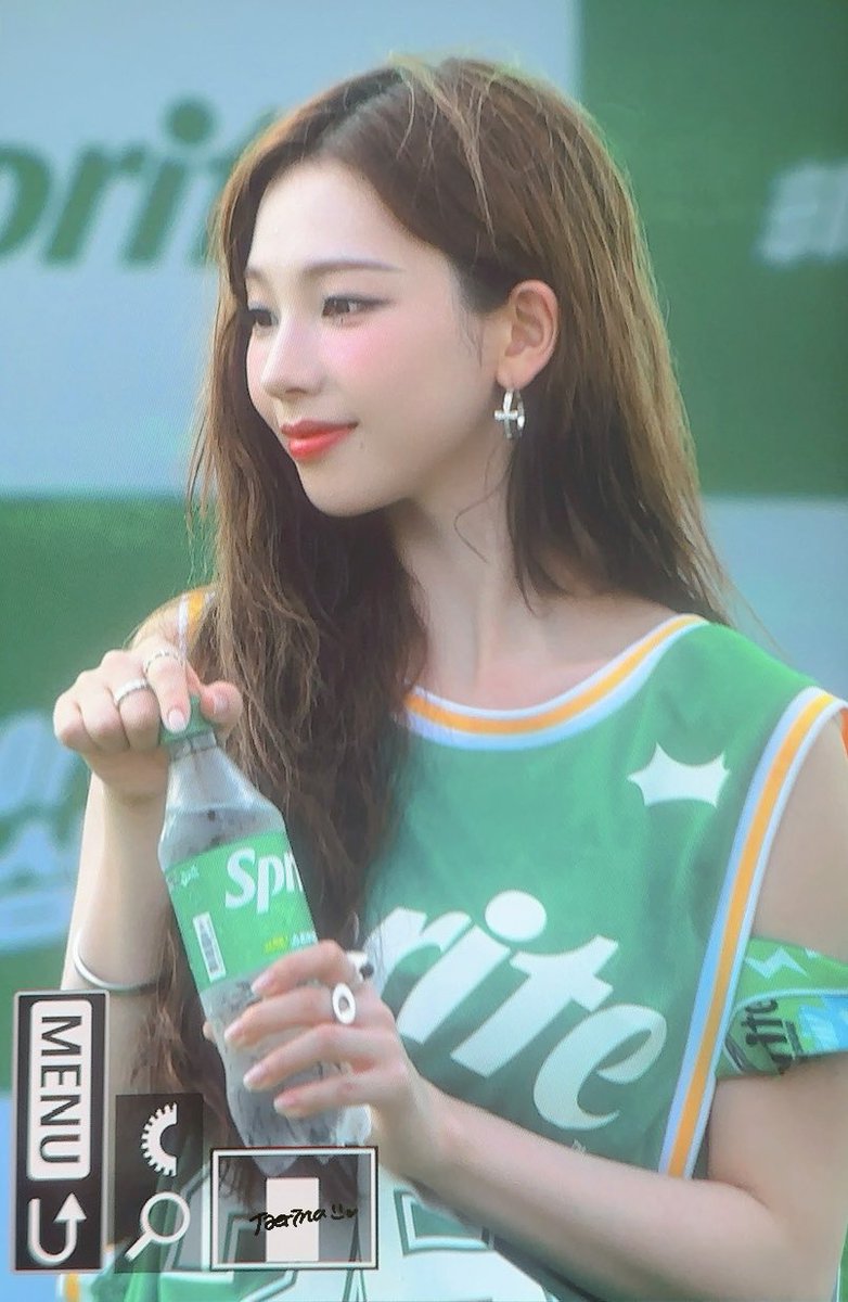 taerina09's tweet image. 250705 워터밤
👊🏻
#카리나 #에스파 #aespa #Karina
