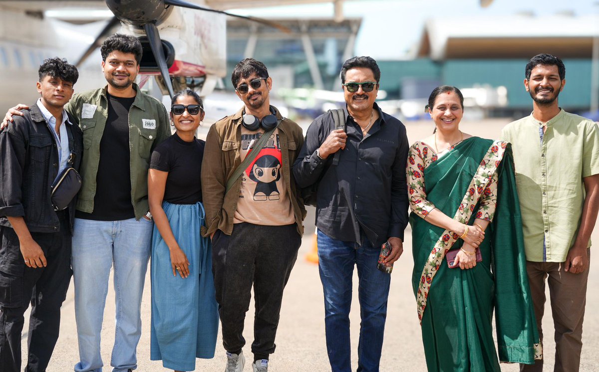 TAMIL TV Express™ (@tamiltvexpress) on Twitter photo We brought #3BHK to screens
Now we’re bringing the team to your theatres
Tirunelveli🛫
#3BHK #3BHKtamil <a href="/ShanthiTalkies/">Shanthi Talkies</a> We brought #3BHK to screens
Now we’re bringing the team to your theatres
Tirunelveli🛫
#3BHK #3BHKtamil <a href="/ShanthiTalkies/">Shanthi Talkies</a>