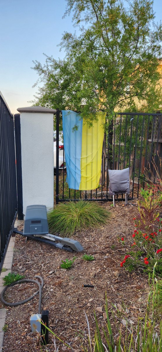 I think I was at the right party tonight......just the wrong decade.