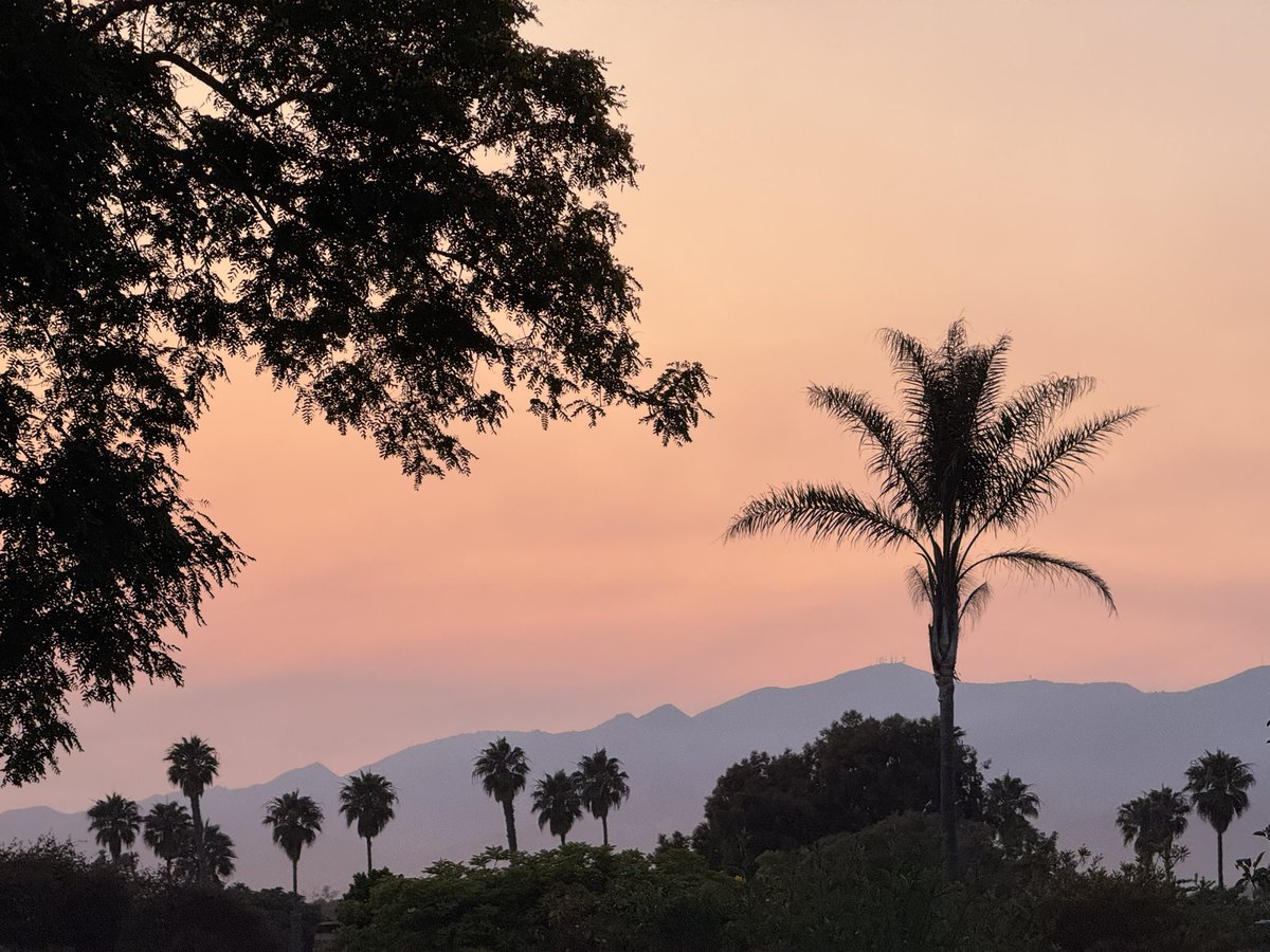 kenjones's tweet photo. July 4th, 2025 view of the Santa Ynez Mountains from Santa Barbara shortly after sunset! https://t.co/7kZyJ5ZI8t