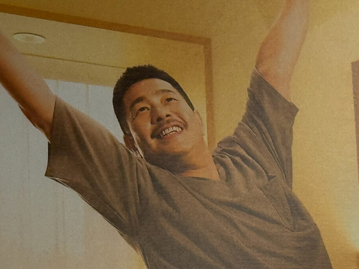 kayoubud's tweet photo. 帰りの新幹線はせっかく一番前の席がとれたのに、ウザガマが「ネェ、アタシを見て〜」って言ってるようで落ち着かない😅
しかも「過ごしやすいお部屋だわ〜」とか書いてあるのね… https://t.co/LzLAj1Amqz