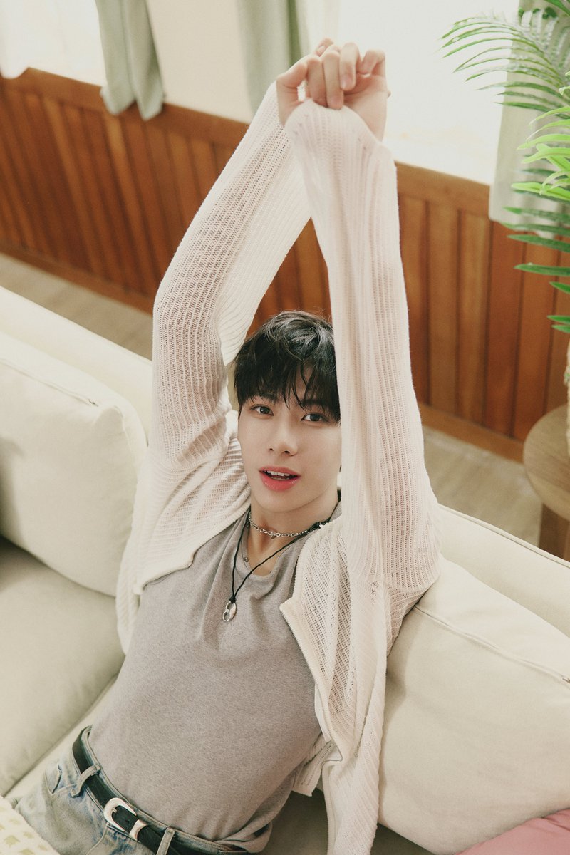 7to8_official's tweet photo. 💧
SEVENTOEIGHT - 728 1st single [seventoeight]
⁡
CONCEPT PHOTO 
#재거 #JAGGER
⁡
🔜 2025.07.15 12PM(KST)
Pre-release single

🔜 2025.07.28 6PM(KST)
Debut 
⁡
#SEVENTOEIGHT https://t.co/xTHv08Bl14